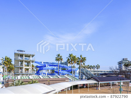 Nagashima Resort to see palm trees and spiral sliders 87922790
