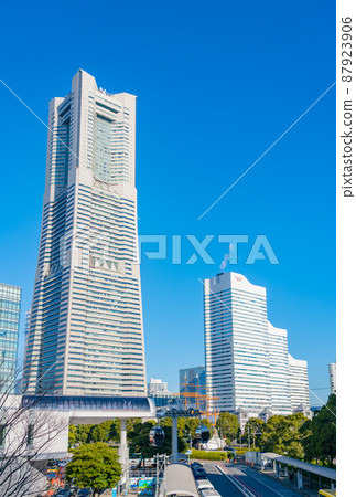 [神奈川縣]未來港區在晴朗的天氣 87923906