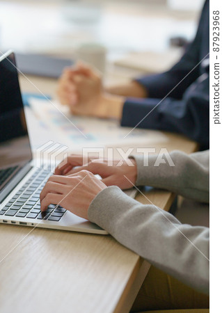 Working people parts cut Working people parts cut 87923968
