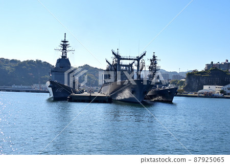 Test ship Asuka, supply ship Tokiwa, escort ship Yamagiri moored at Yoshikura Pier Test ship Asuka, supply ship Tokiwa, escort ship Yamagiri moored at Yoshikura Pier 87925065