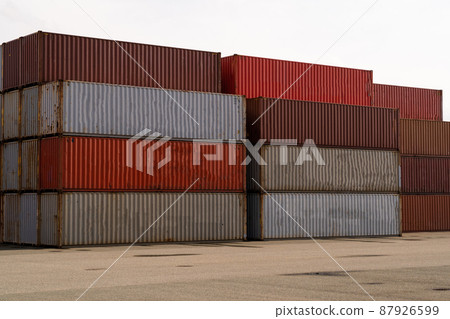 集裝箱掉入博多灣 進口行李 87926599