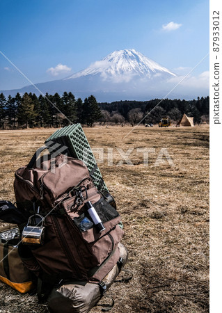 Backpack camp at a campsite where you can see Mt. Fuji in Fujinomiya, Shizuoka Prefecture Backpack camp at a campsite where you can see Mt. Fuji in Fujinomiya, Shizuoka Prefecture 87933012