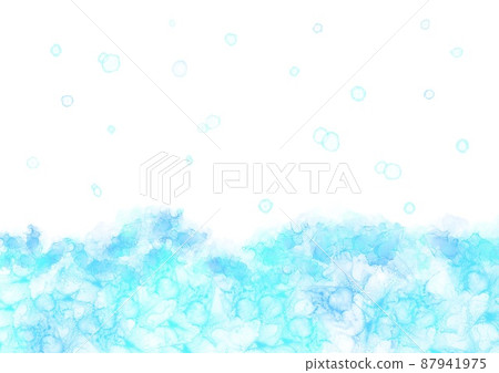 淺藍色泡泡浴和帶墨水材料的肥皂泡 淺藍色泡泡浴和帶墨水材料的肥皂泡 87941975