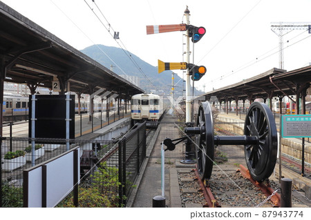 Mojiko Station, the first station on the Kagoshima Main Line Mojiko Station, the first station on the Kagoshima Main Line 87943774