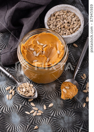 Sunflower butter or sunbutter. Hypoallergenic spread Sunflower butter or sunbutter. Hypoallergenic spread 87945989
