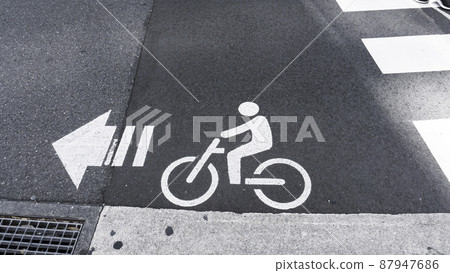 Road sign for bicycles in the city_06 Road sign for bicycles in the city_06 87947686