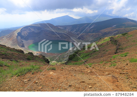 Zao's Okama at the crater lake of the Zao mountain range 87948284