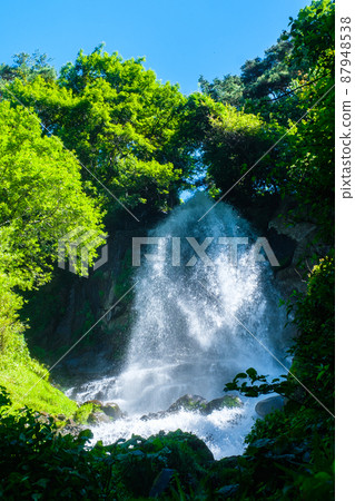 Maiden Falls (Tateshina / Yokotani Valley) Maiden Falls (Tateshina / Yokotani Valley) 87948538