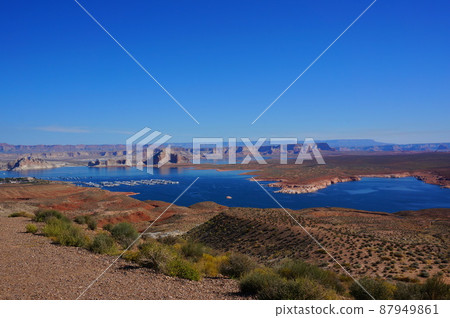 Superb view of Lake Powell 87949861