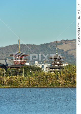 《Nara Prefecture》 World Cultural Heritage Yakushiji Temple East Pagoda / West Pagoda / 87951997