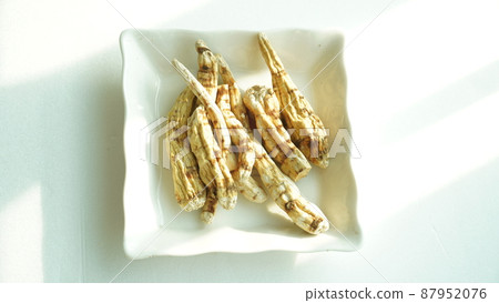 Herbal medicine shuo on a white background 87952076