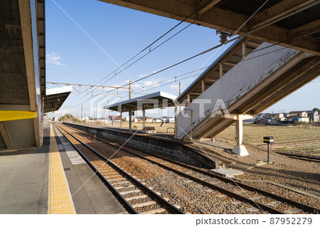 JR岩船站月台(兩毛線) JR岩船站月台(兩毛線) 87952279