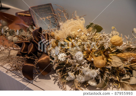 Dried flower 87955993