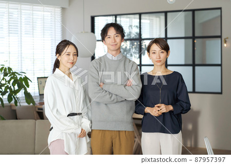 3個上班族 87957397