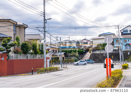 Residential area on a slope Residential area on a slope 87963110