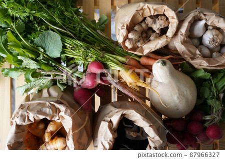 Natural organic vegetables, Marche Market 87966327