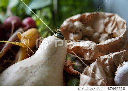 Natural organic vegetables, Marche Market 87966338