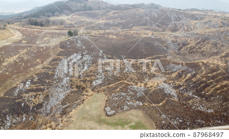 Akiyoshidai and Karst Earth after burning the mountain! SDGs Environment and Nature of the Earth Drone Shooting Sightseeing in Akiyoshidai Quasi-National Park, Mine City 87968497