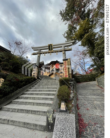 Kyoto Landlord Shrine Kyoto Landlord Shrine 87969117