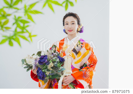 彩色 uchikake 花束 87971075