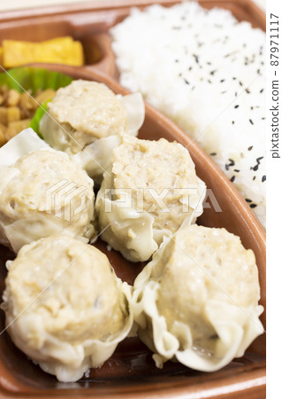 Delicious Shumai Bento 87971117