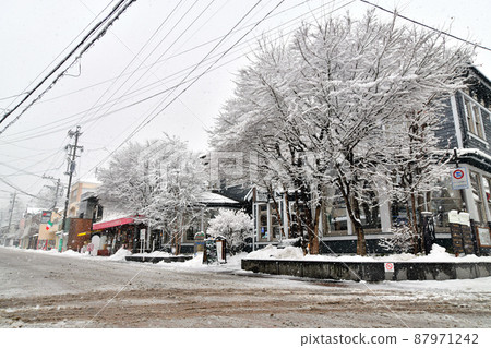 Former Karuizawa Ginza Dori (Karuizawa Town, Nagano Prefecture) [2022.3] 87971242