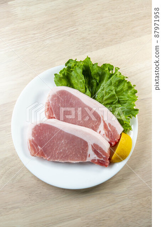 新鮮美味的豬肉 87971958