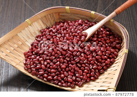 Red beans Red beans 87972778