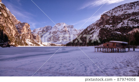 Seekofel on the lake in winter Seekofel on the lake in winter 87974008