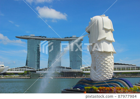 Merlion of Singapore 87977984