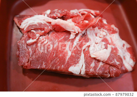 beef , raw beef or sliced beef 87979832