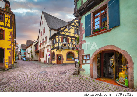 Half-timbered houses in Riquewihr, France Half-timbered houses in Riquewihr, France 87982823