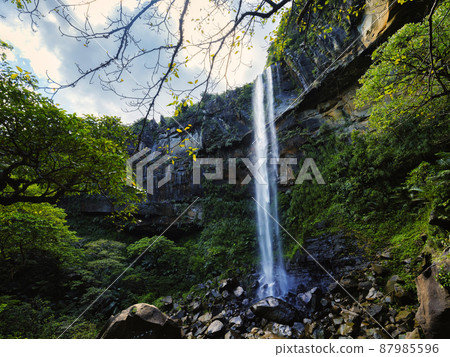 Waterfall of Pinaisara 87985596