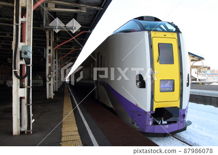 釧路站：特急大空（Kiha 261系1000系：札幌⇔釧路） 87986078