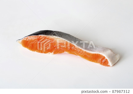 Salmon, salmon, fillet, salted salmon, white background 87987312