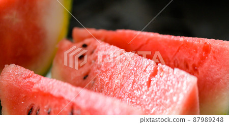 Watermelon (countryside scenery) "Scenery cutting watermelon" (watermelon cut) 87989248