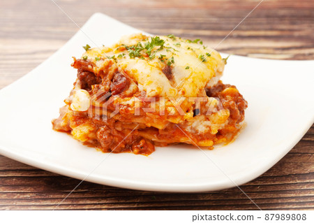 Lasagna 87989808