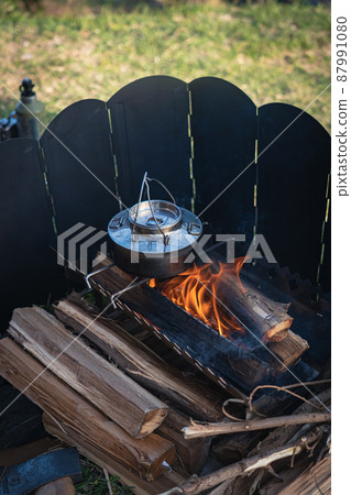 Bushcraft bonfire bonfire bonfire camp Bushcraft bonfire bonfire bonfire camp 87991080