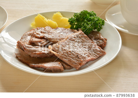 烤肉 烤肉 87993638