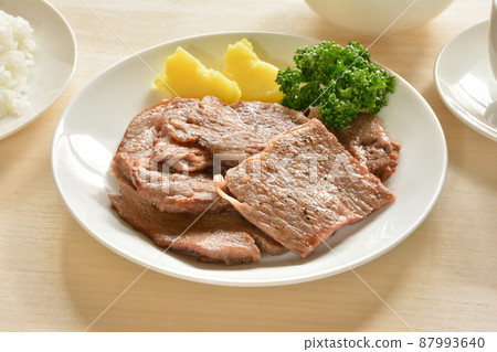 烤肉 烤肉 87993640