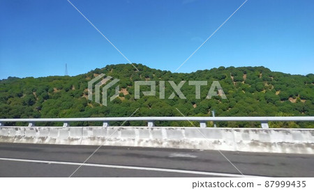 Far mountain Far mountain 87999435