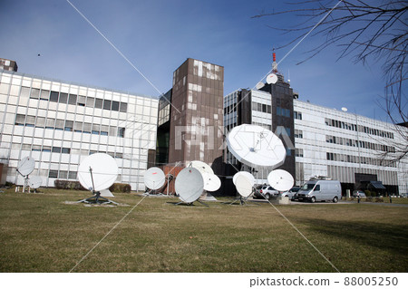 TV Station Up-link / Download Antennas - Broadcasting & Media Industry 88005250