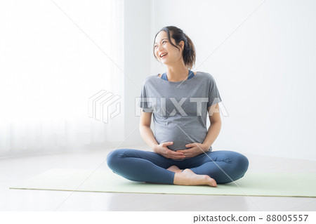 孕婦瑜伽圖片孕婦 88005557