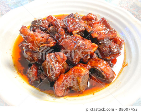 Chinese home-cooked pork ribs (spare ribs boiled in sweet and sour sauce) 88007452