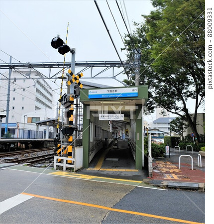 西武鐵道下落合站和鐵路道口 88009331