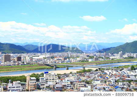 Scenery of Nagara River and Gifu city area Scenery of Nagara River and Gifu city area 88009758