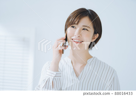 淺談智能手機的女人 88016433