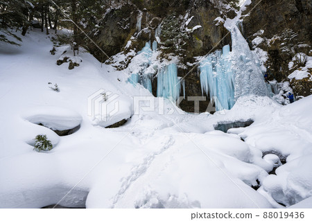 日光的冰瀑八神瀑布 88019436