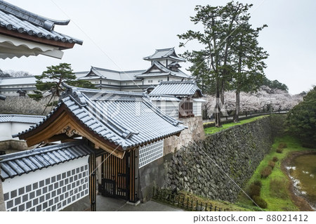 Spring Kanazawa Castle Park Hebei Gate Hishi Yagura 88021412