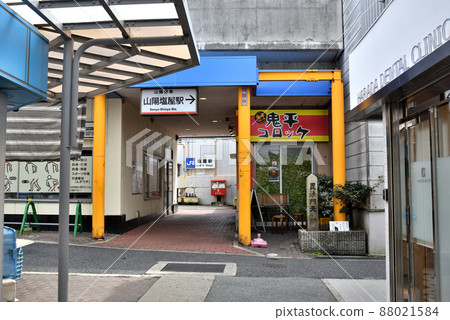 兵庫縣垂海區鹽谷站風景 88021584